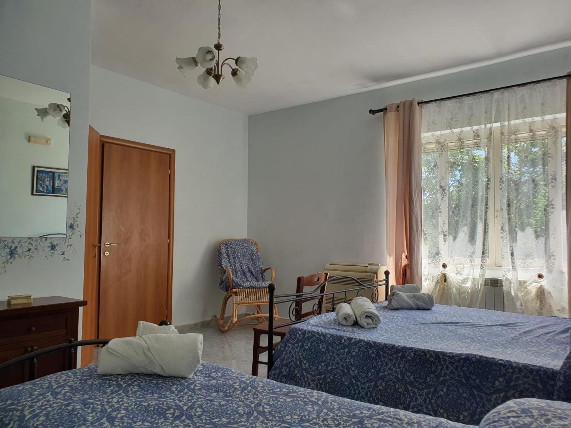 Libro Di Sogni - B&B Letterario Касертавекия Екстериор снимка